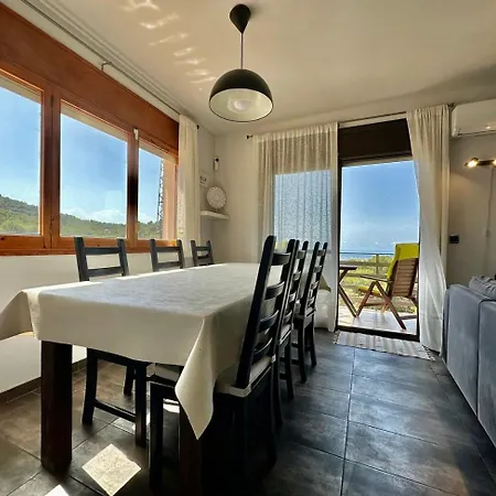 Holiday home Mima House With A View And Pool By Hlclub Agency *